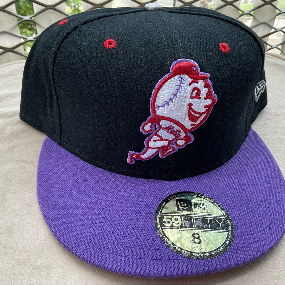 New Era MLB x NBA Collab NY Mets “Mr. Met” Toronto Raptors fitted cap size 8
